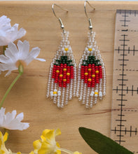 Load image into Gallery viewer, Crystal Strawberries
