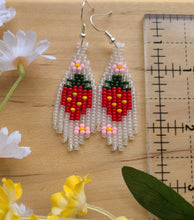 Load image into Gallery viewer, Matte Crystal Strawberries
